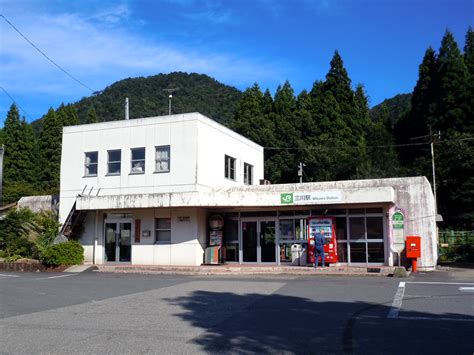 東新潟駅から新潟駅：鉄道の旅と都市の変遷